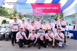 Doanh số 2025 VinFast Huy Hiệu tăng trưởng mạnh cùng thị trường xe máy điện VinFast đạt 406.453 xe