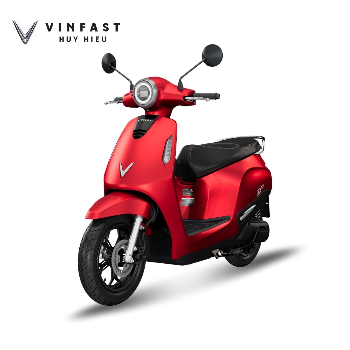 Xe máy điện VinFast Evo Lite đổi pin.