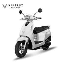 Xe máy điện VinFast Evo Lite đổi pin.