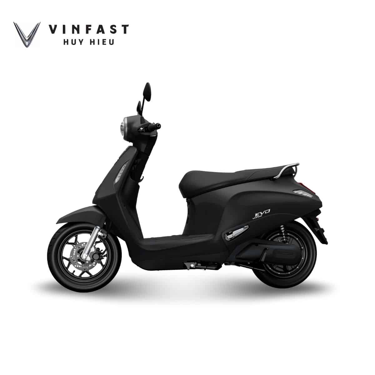 Xe máy điện VinFast Evo Lite đổi pin.
