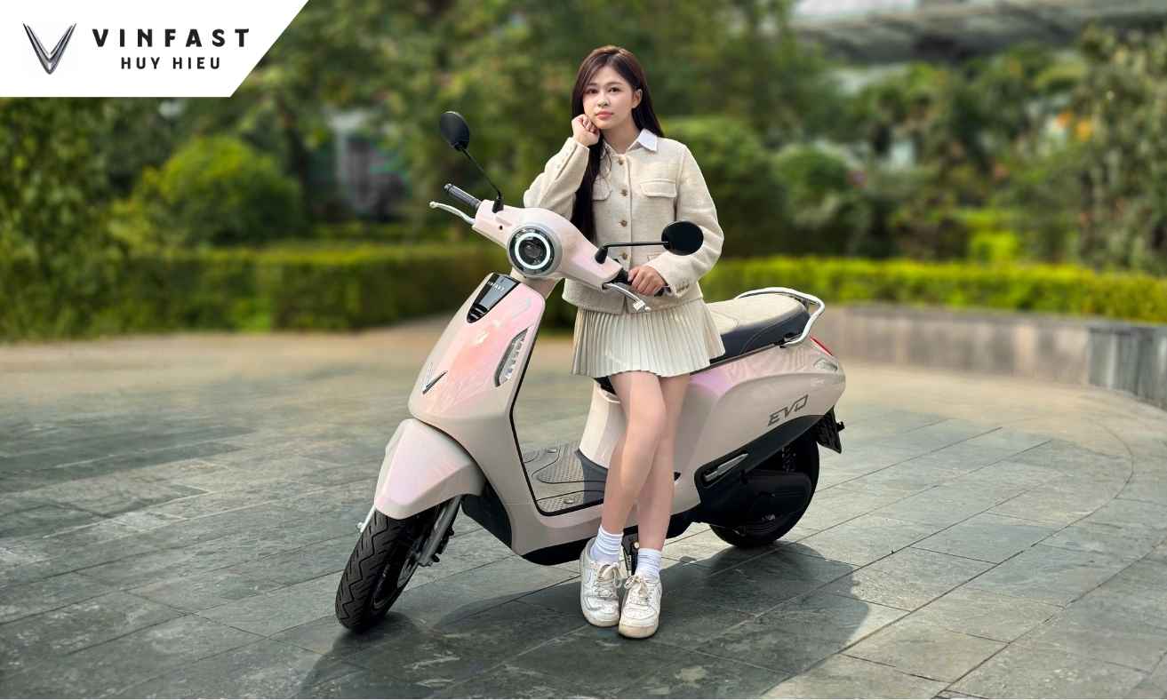 Xe máy điện VinFast Evo Lite đổi pin