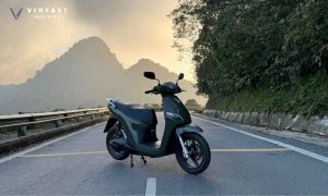 VinFast Feliz 2025 vận hành trên đường với khả năng di chuyển ổn định
