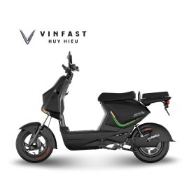 VinFast Amio S2 màu đen xanh