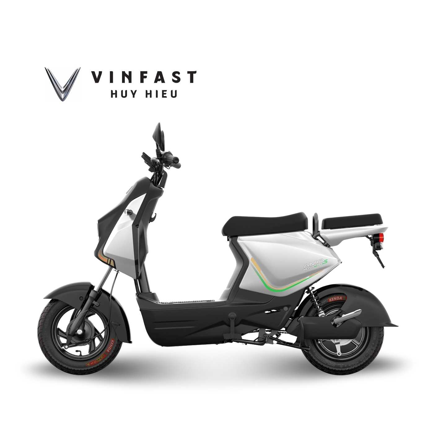 VinFast Amio S2 màu trắng xanh